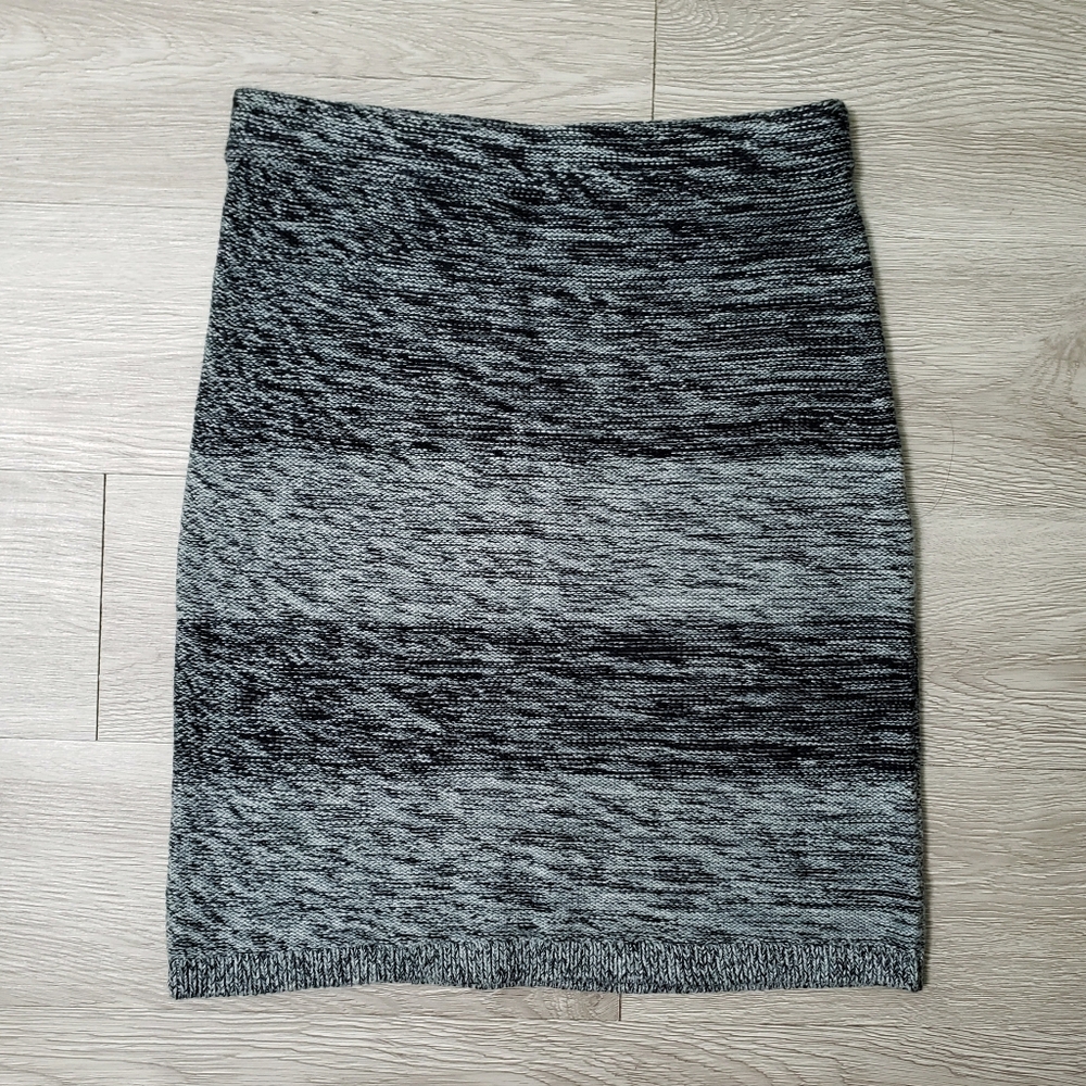 LOFT size XS black & grey ombre midi stretch skirt office career Fall Winter